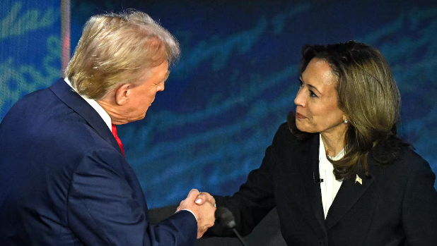 Donald Trump y Kamala Harris participaron de un tenso debate el pasado martes 10 de septiembre (Foto: AFP)