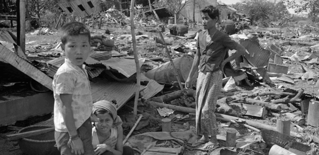 Captura-de-tela-2025-05-07-192235-1024x499 Camboja: 50 Anos de um Genocídio