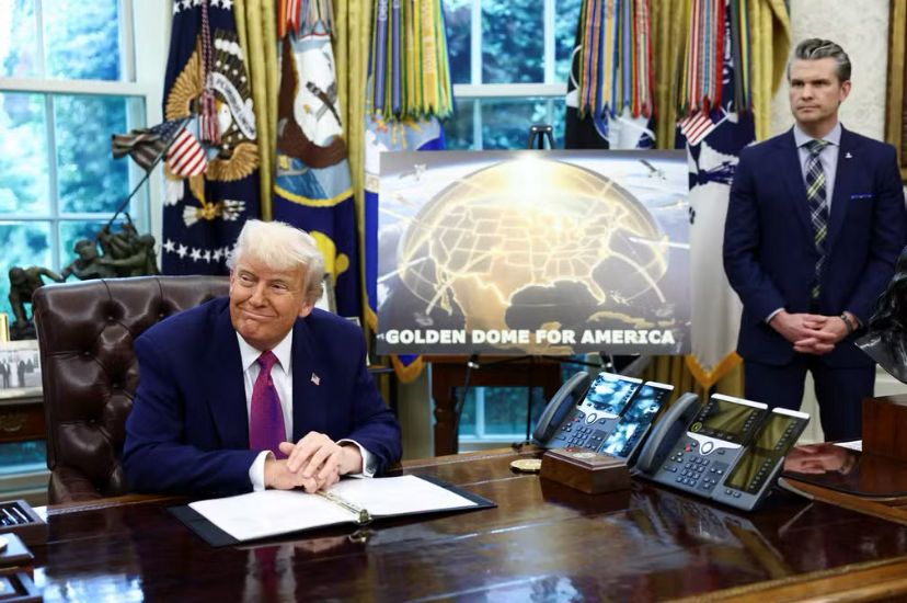 foto-trump-2 Edição #10 Newsletter Globalidades - Militarização Global