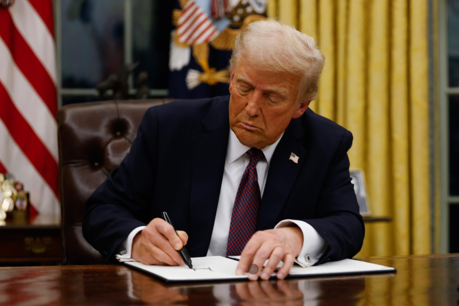 AD_4nXfJfWJ9o_zj8PzqX8OnBBIBKvhosvTV0b_NWSuLhbpXsoqwXaMndK7B6KURew67A7GgpDg0_uTu8_pvK9PMjmHdAxyUmw5vnrR5hFY85JtTH0aLepm2UJv_hC84Ye-kul8XO8IU O Esporte e a Política Migratória de Trump 