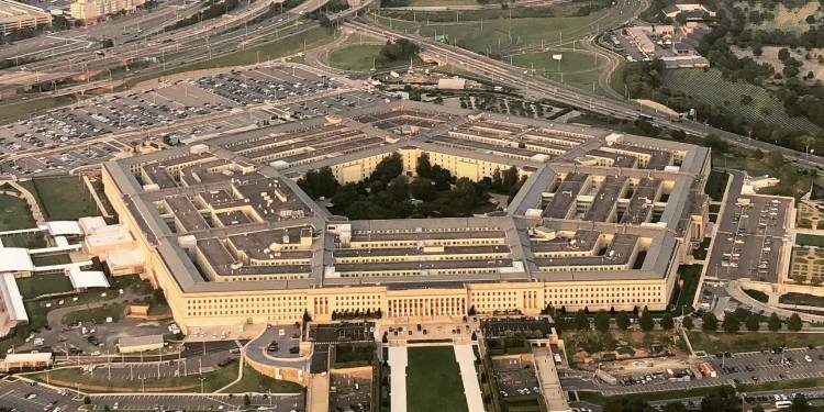 pentagono Superman e a Geopolítica dos Super-heróis