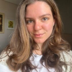 8835bef9-f1f0-4549-bf90-ef4295c2ba9a-250x250 Vietnã, 50 Anos: Entre a Tragédia e o Triunfo