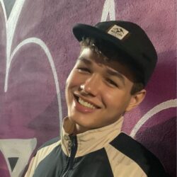 cropped-aaa499cb-e5a1-4a0b-8251-9c9b9f960648-250x250 O Desastroso Brexit em Perspectiva